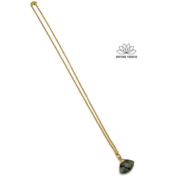 Labradorite Necklace | Gold Plated Stainless Steel - Picture 8 of 11